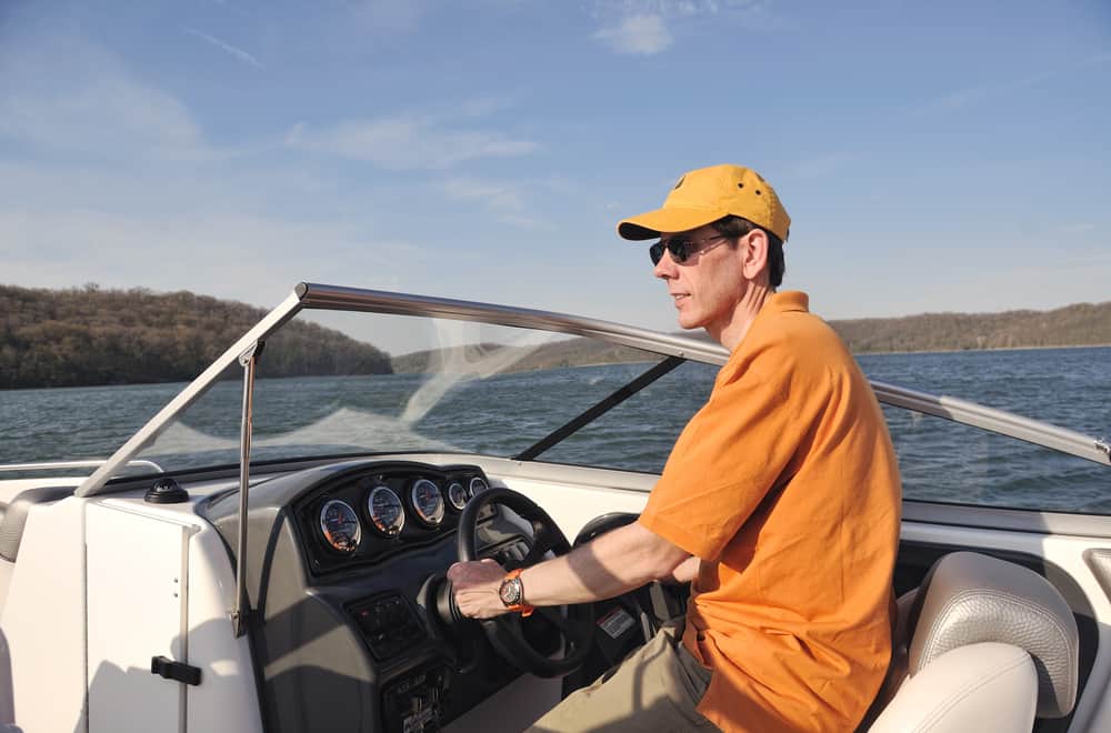 Boating-Safety-Tips