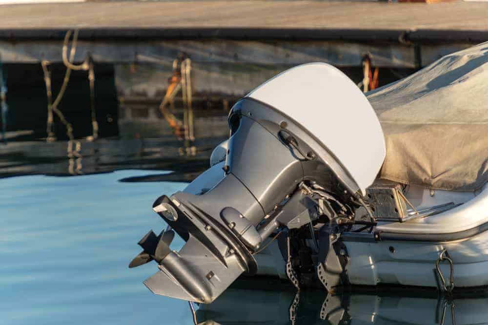 What Is An Outboard Engine