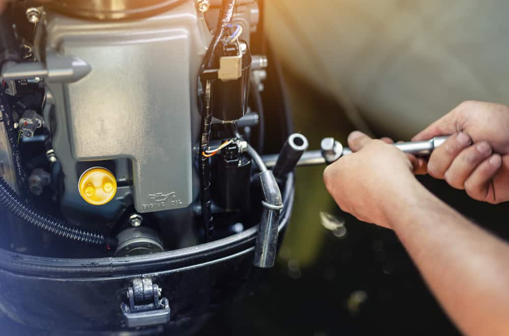 Build A Boat Motor Using A Garden Trimmer