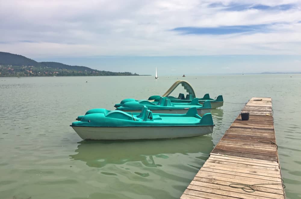 various electric power pedal boats.