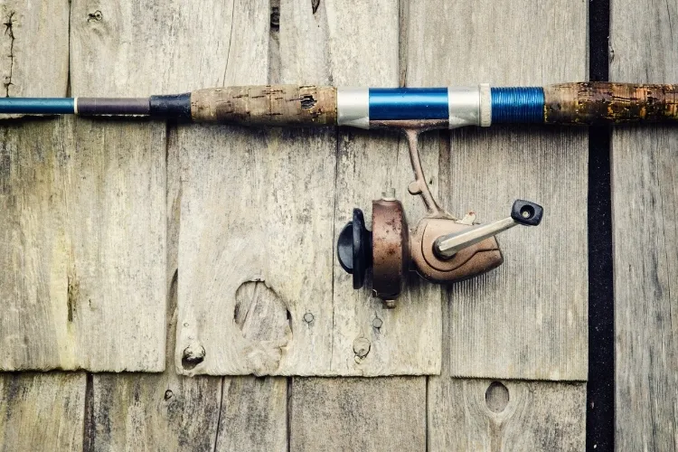 How to Make a Fishing Rod Holder? [Guide and Ideas]