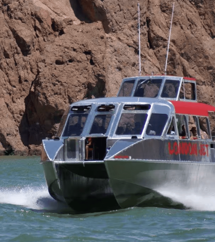 London-Bridge-Jet-Boat-Tours-Laughlin