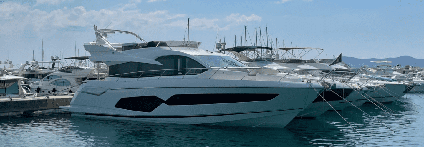 BoatShop24