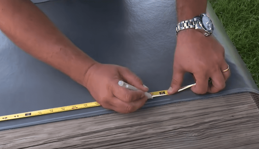 Lay down the New Carpet